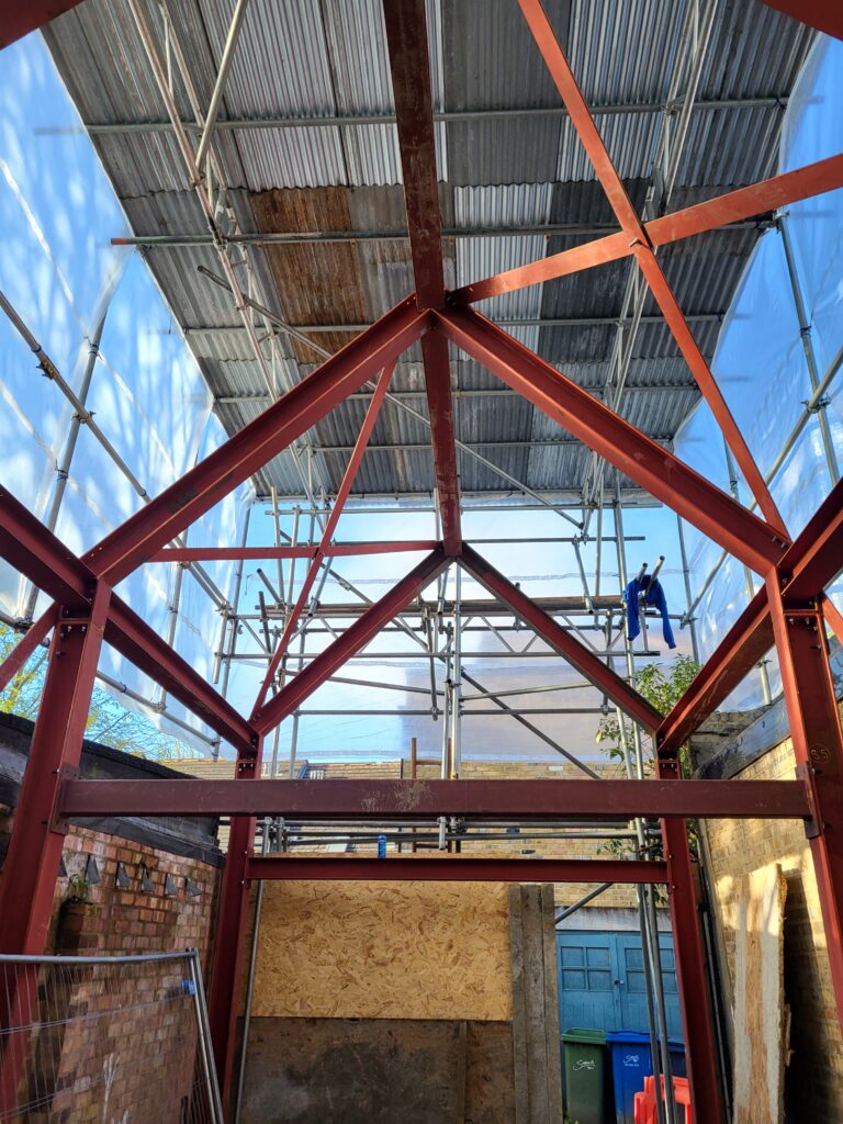 temporary roof scaffolding croydon installation