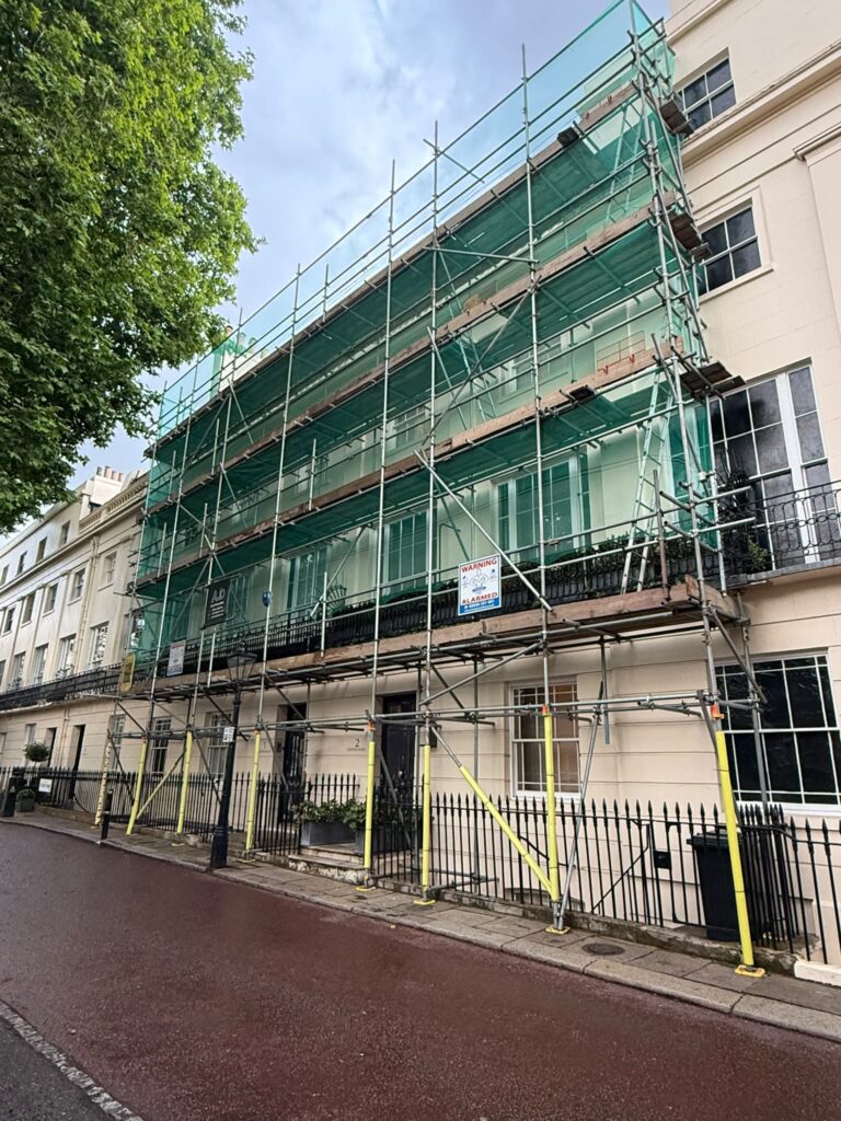 Commercial scaffolding in Regent’s Park for front elevation painting access
